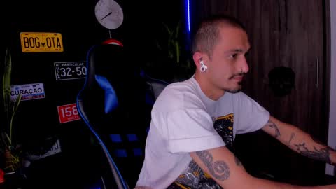 Daamiancox online show from January 7, 7:17 pm