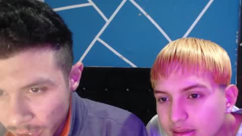 damiansexyboy69 online show from December 16, 5:58 am