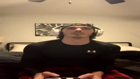 Damien Kyle online show from May 10, 8:32 am