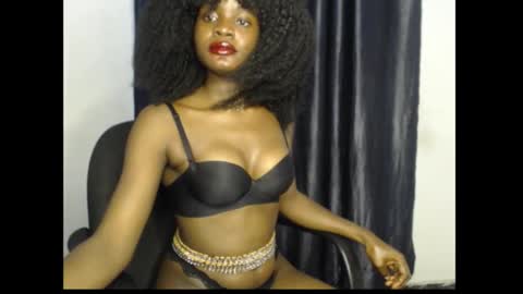 leah online show from December 3, 7:20 am