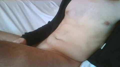 Snapshot of dan567y chatting on January 19, 12:39 pm dan567y online show from January 19, 12:39 pm