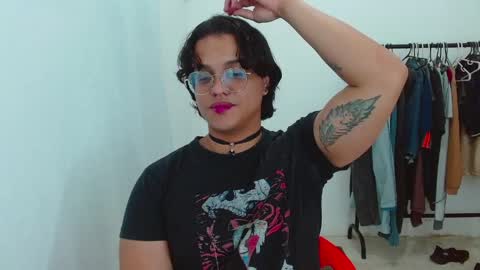 Diane Blosson online show from May 24, 2:19 am