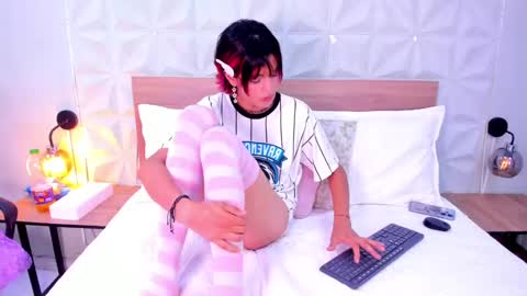 D A N online show from October 10, 1:22 am