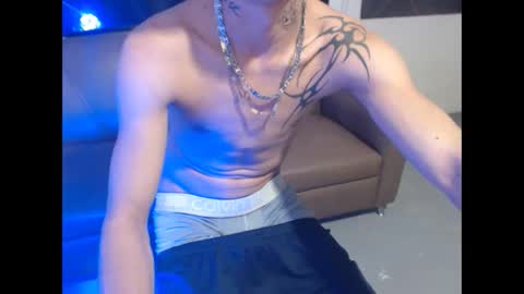 Snapshot of dan_jonson15 chatting on September 14, 1:19 am dan_jonson15 online show from September 14, 1:19 am