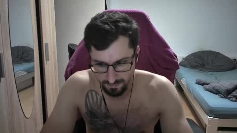Snapshot of dan_the_man405 chatting on September 23, 8:04 pm King Dan online show from September 23, 8:04 pm