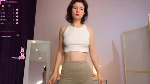 Snapshot of dana_magical chatting on December 8, 9:57 am DANA online show from December 8, 9:57 am