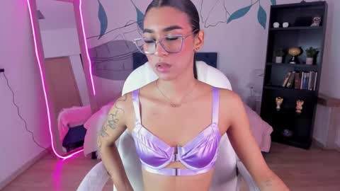 dana_paula online show from November 30, 11:50 am