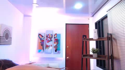 Veronica online show from October 4, 12:25 pm