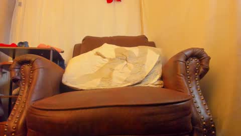 danidollxxx online show from March 14, 6:28 am