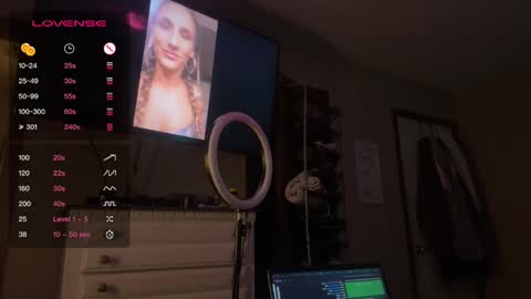 Dani Dragon online show from January 30, 10:19 am