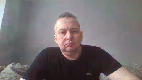 Snapshot of daniel0028 chatting on December 5, 12:06 pm dan online show from December 5, 12:06 pm