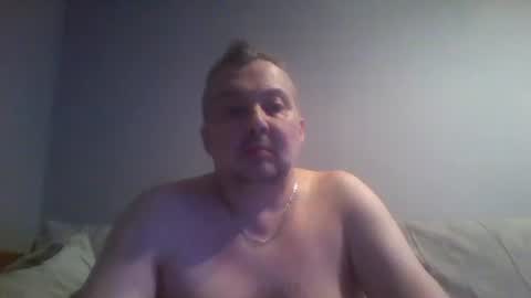 Snapshot of daniel0028 chatting on February 2, 1:23 am dan online show from February 2, 1:23 am