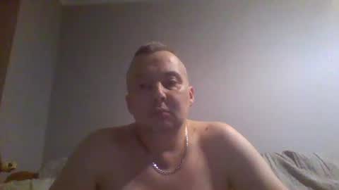 Snapshot of daniel0028 chatting on December 4, 10:46 pm dan online show from December 4, 10:46 pm