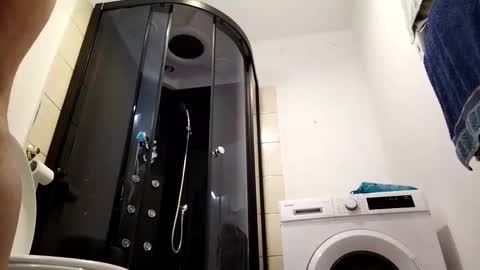 daniel817585 online show from December 6, 2:29 am