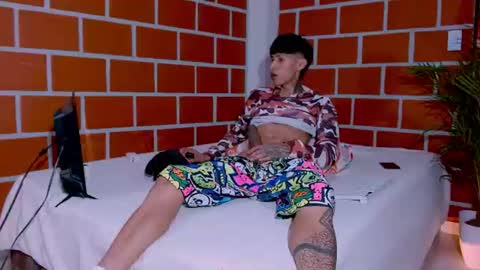 daniel_deluxx online show from July 8, 1:31 am