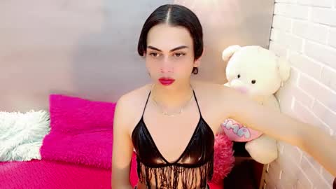daniela_pink_ online show from October 31, 7:47 pm