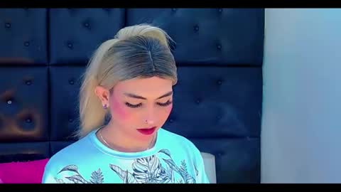 daniela_pink_ online show from March 18, 8:26 pm