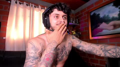 Snapshot of daniele_bunny chatting on January 18, 9:34 pm Daniele Bunny online show from January 18, 9:34 pm