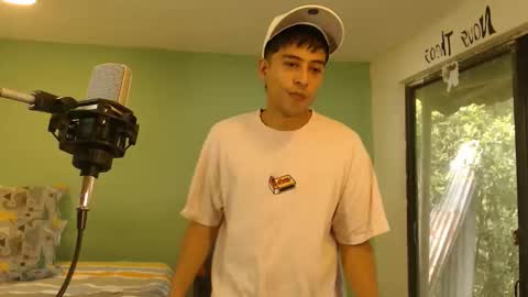 danielitopapii online show from May 7, 3:19 pm