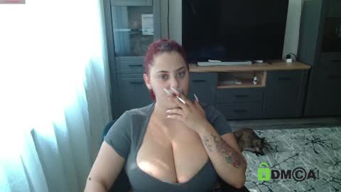 JessicaWhite online show from August 5, 7:49 am
