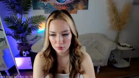 danielle_clar online show from November 1, 1:32 pm