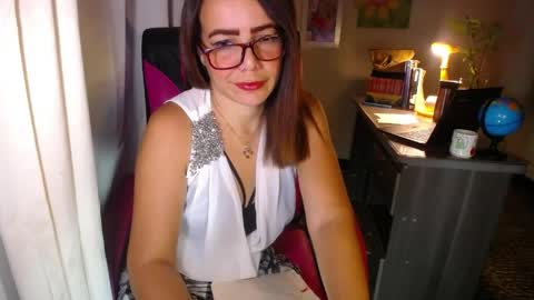 Angie online show from June 2, 3:03 pm