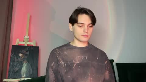 danieltuckerr online show from November 25, 9:46 pm