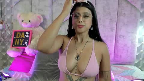 DaniiBelluci  online show from November 10, 5:32 am