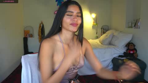 Snapshot of daniisla chatting on October 10, 9:30 pm danalle .. online show from October 10, 9:30 pm