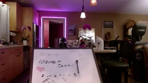 DanikaWhite69 online show from October 19, 9:36 am