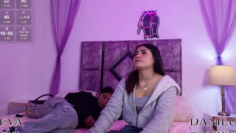 Danilu and Eva online show from November 27, 7:21 pm