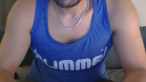 Snapshot of danithenew chatting on October 26, 8:52 pm danithenew online show from October 26, 8:52 pm