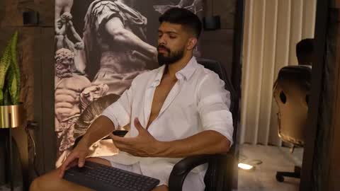 Dann saenz online show from March 8, 2:15 am