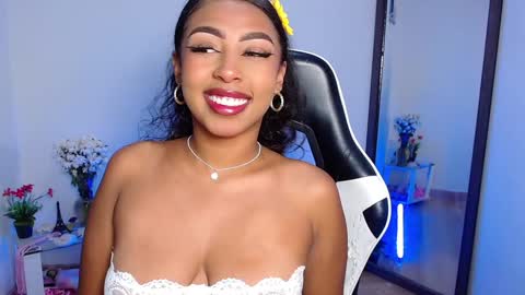 Danna online show from February 1, 7:57 am