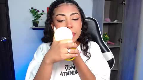 Danna online show from November 20, 10:47 am