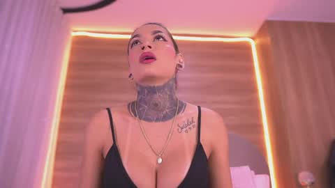 Danna Berlin  online show from May 17, 7:12 pm