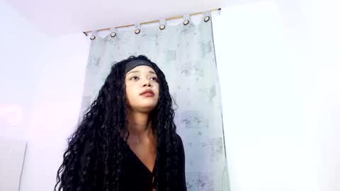 dannagabriella online show from November 22, 4:11 am