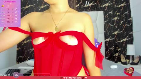 dannalovely_ online show from February 14, 9:32 pm