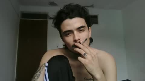 Snapshot of danni4_20 chatting on February 9, 9:28 pm danni4_20 online show from February 9, 9:28 pm