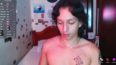 Snapshot of danny__phantom chatting on October 20, 6:46 pm phantom555 online show from October 20, 6:46 pm