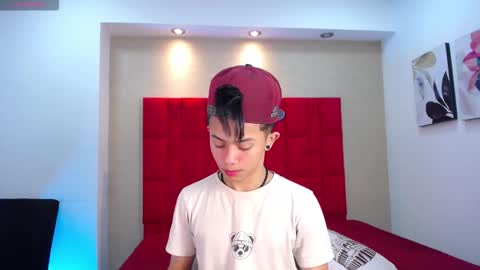 Danny online show from December 14, 1:17 pm