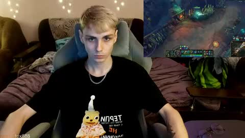Daniel online show from May 16, 8:51 pm