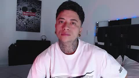 Danny  online show from February 16, 9:16 pm