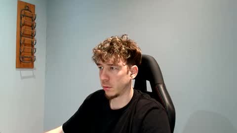 Snapshot of dannythreeyway chatting on September 20, 12:02 am DannyThreeWay online show from September 20, 12:02 am