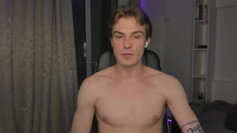 Dante and Ray online show from December 20, 3:13 am