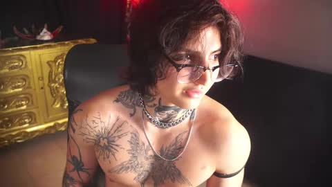 Dante coppola online show from March 3, 1:42 am