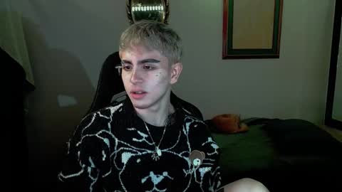 danteobscuro online show from November 22, 6:12 am