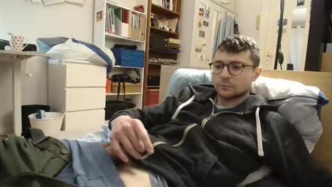 Daniel online show from April 22, 6:26 pm