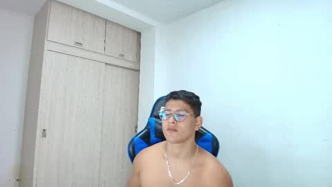 Dantraxx online show from February 20, 7:08 pm