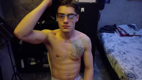 dany_kyng online show from March 13, 8:34 pm